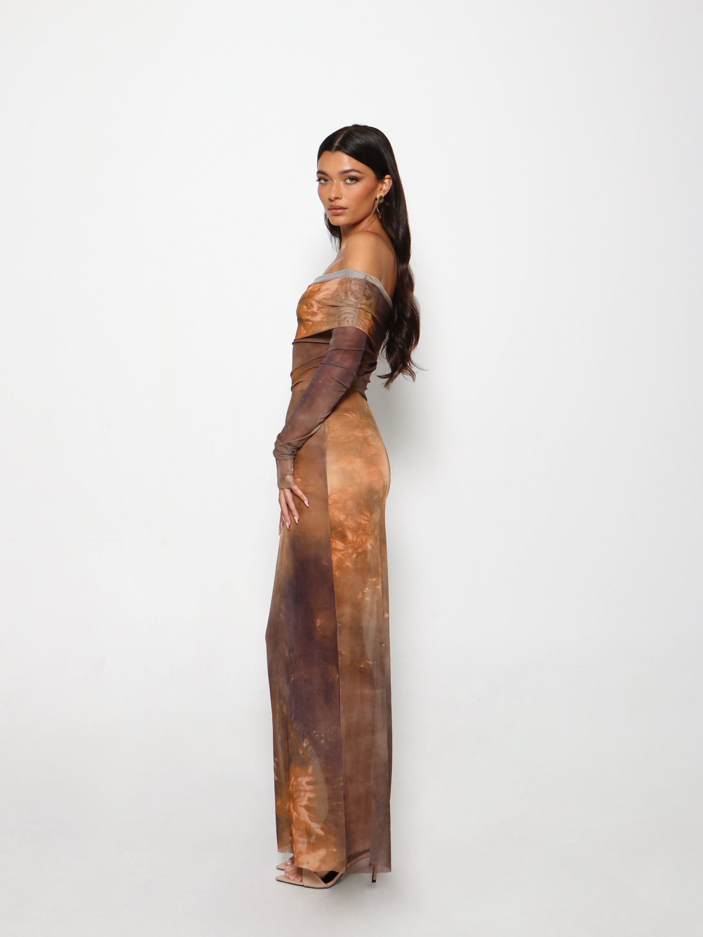 ALLURE GLOW MAXI DRESS