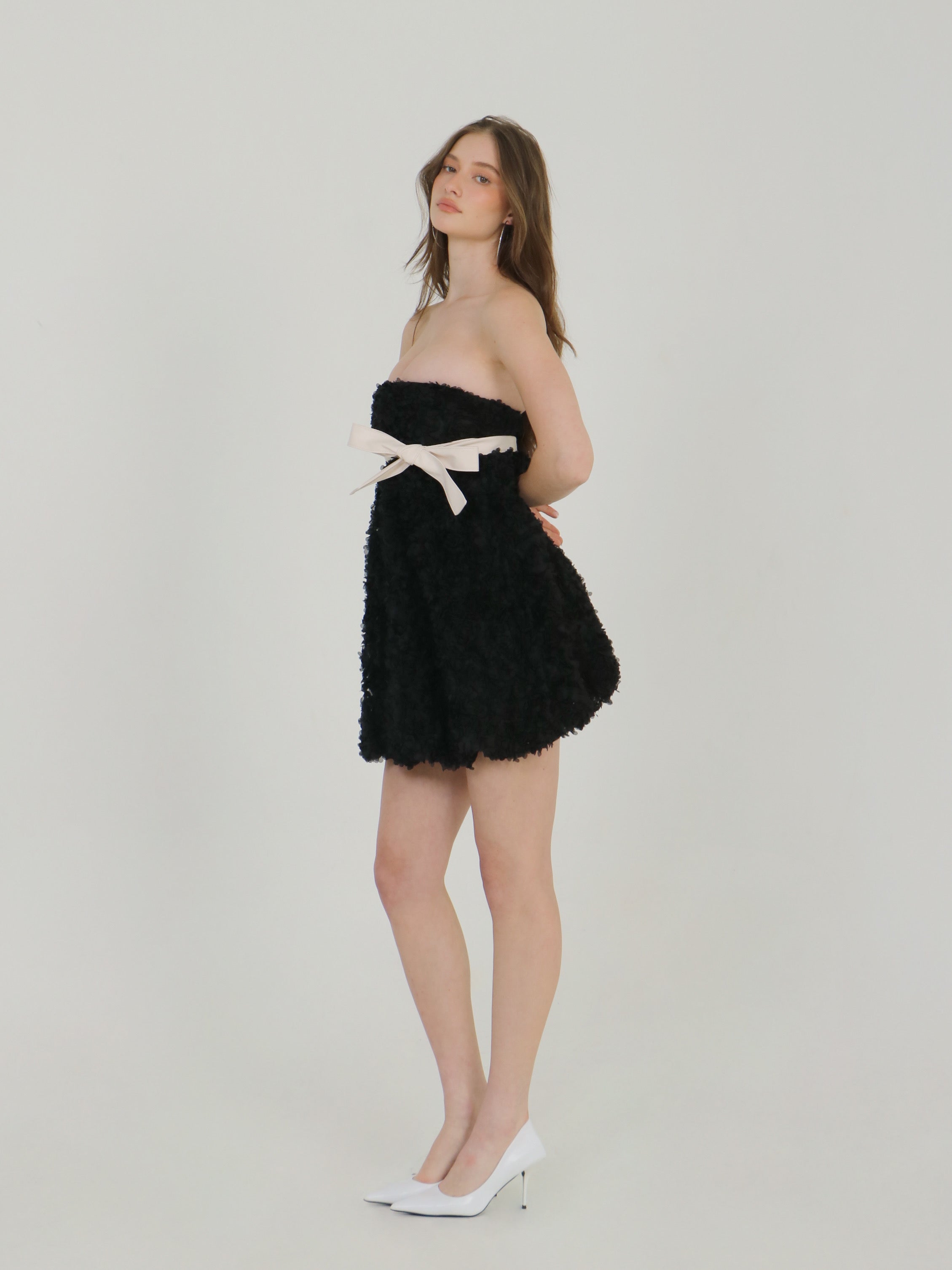 ROSETTE BABYDOLL DRESS IN BLACK