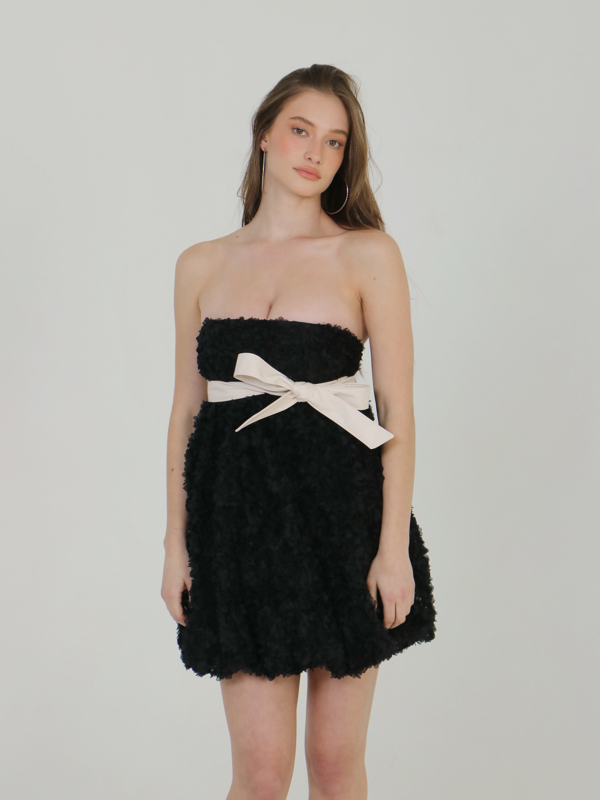 ROSETTE BABYDOLL DRESS IN BLACK